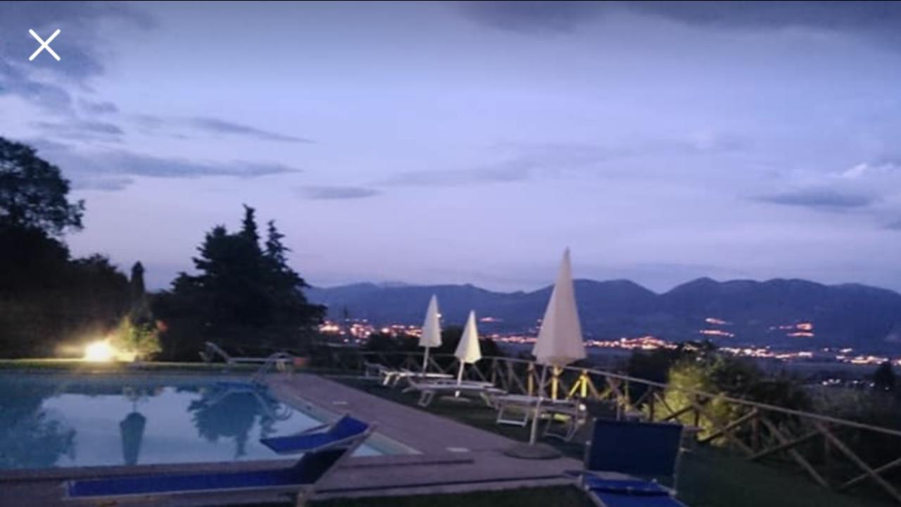 Casa Vacanze Vecciano 몬테팔코 외부 사진